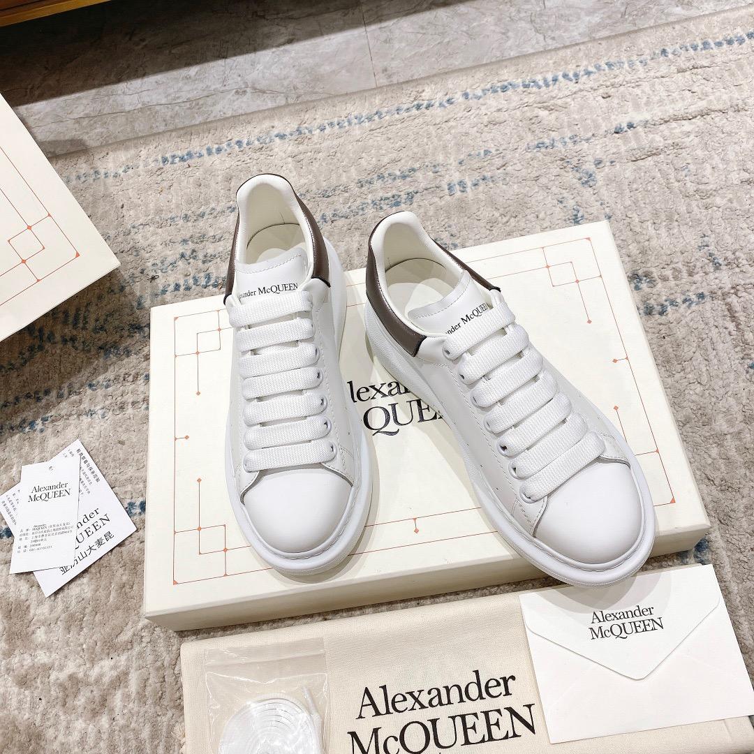 Alexander Mqueen Oversized Sneaker In White - EUR FASHION