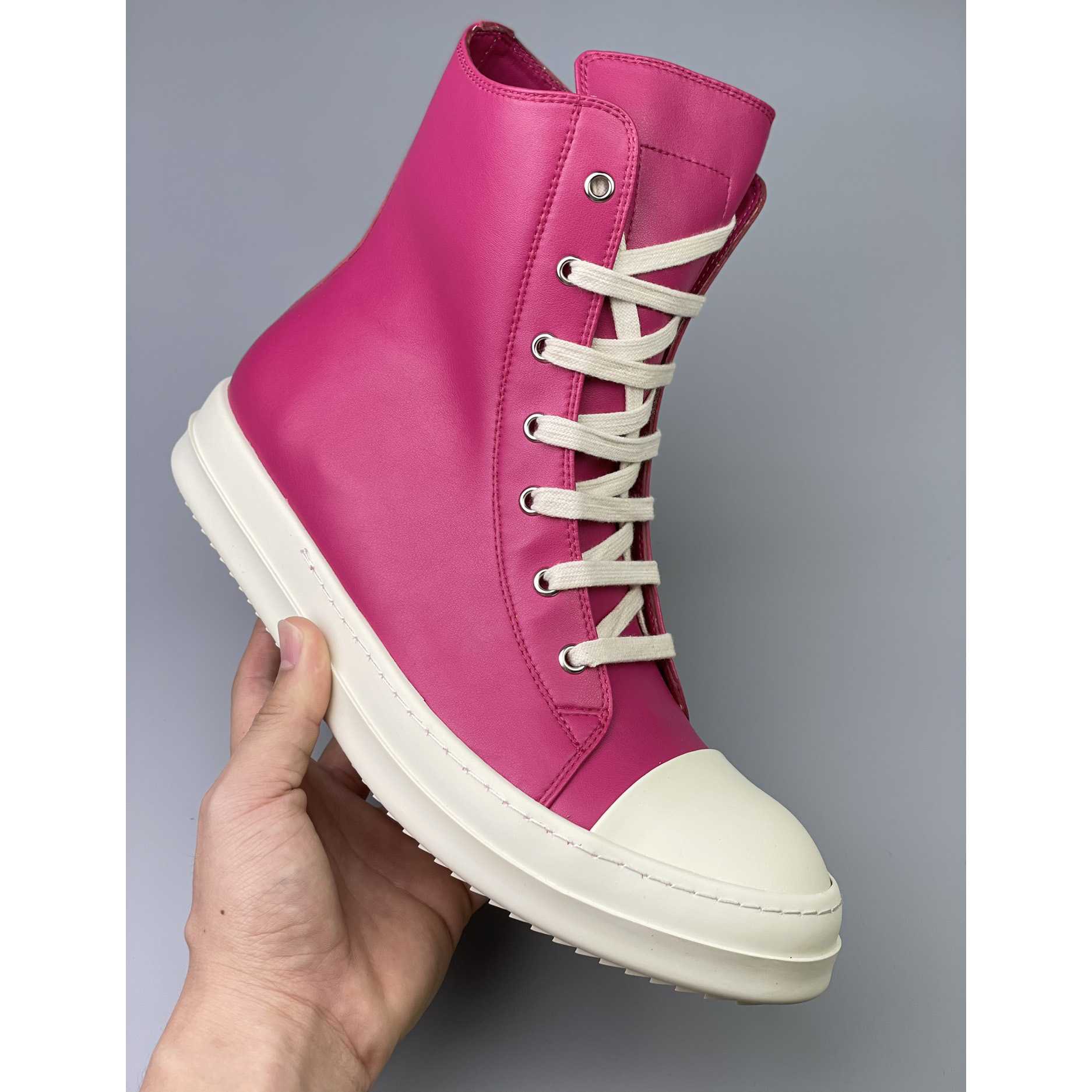 Rick Owens  Leather High Top Sneakers - EUR FASHION