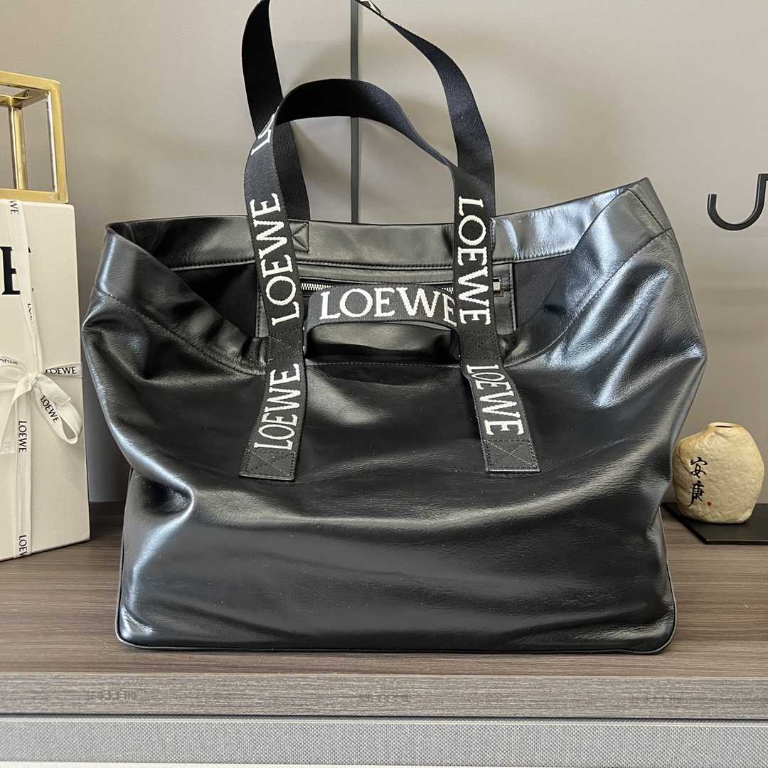 Loewe Fold Shopper In Paper Calfskin - EUR FASHION