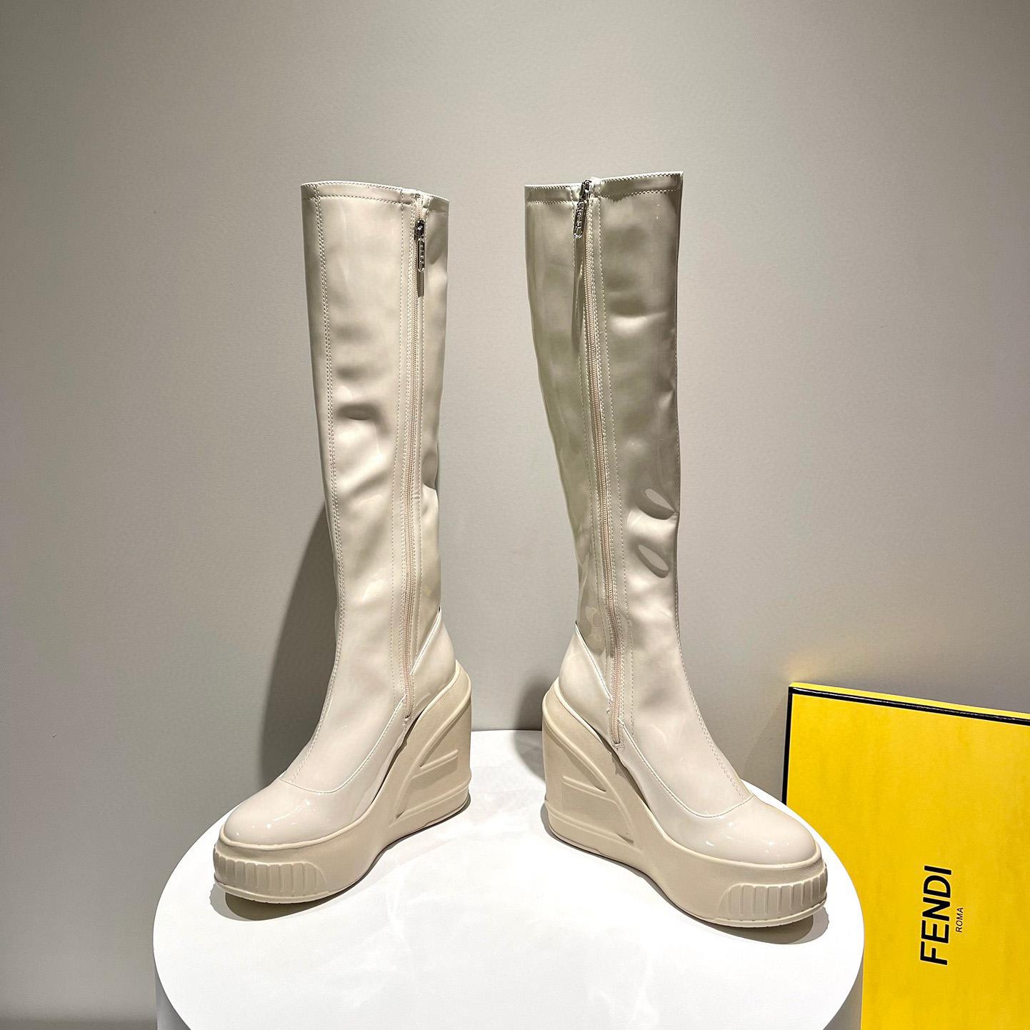 Fendi Fashion Show White Patent Leather Boots - EUR FASHION