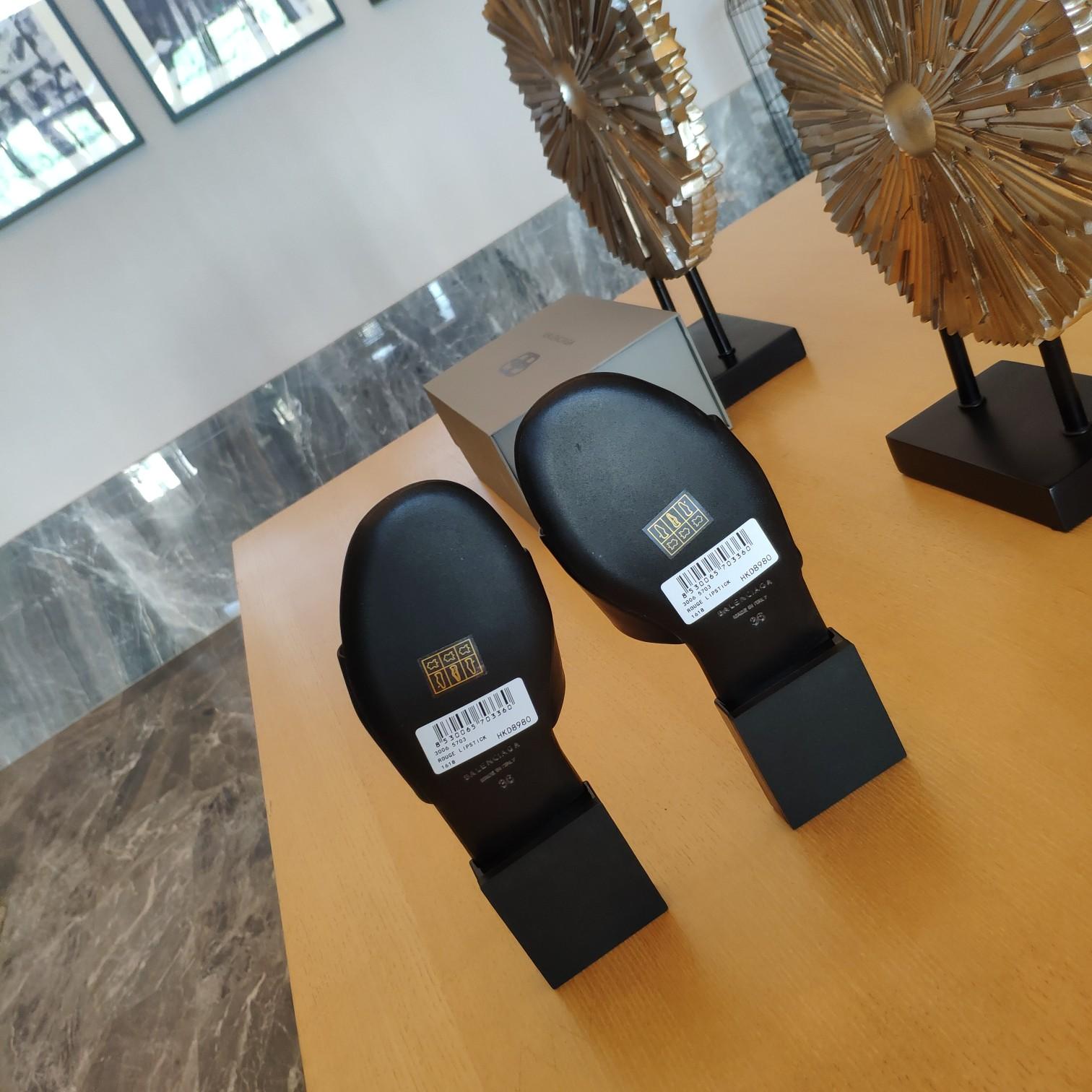 Balenciaga Box Mule Leather Sandals - EUR FASHION