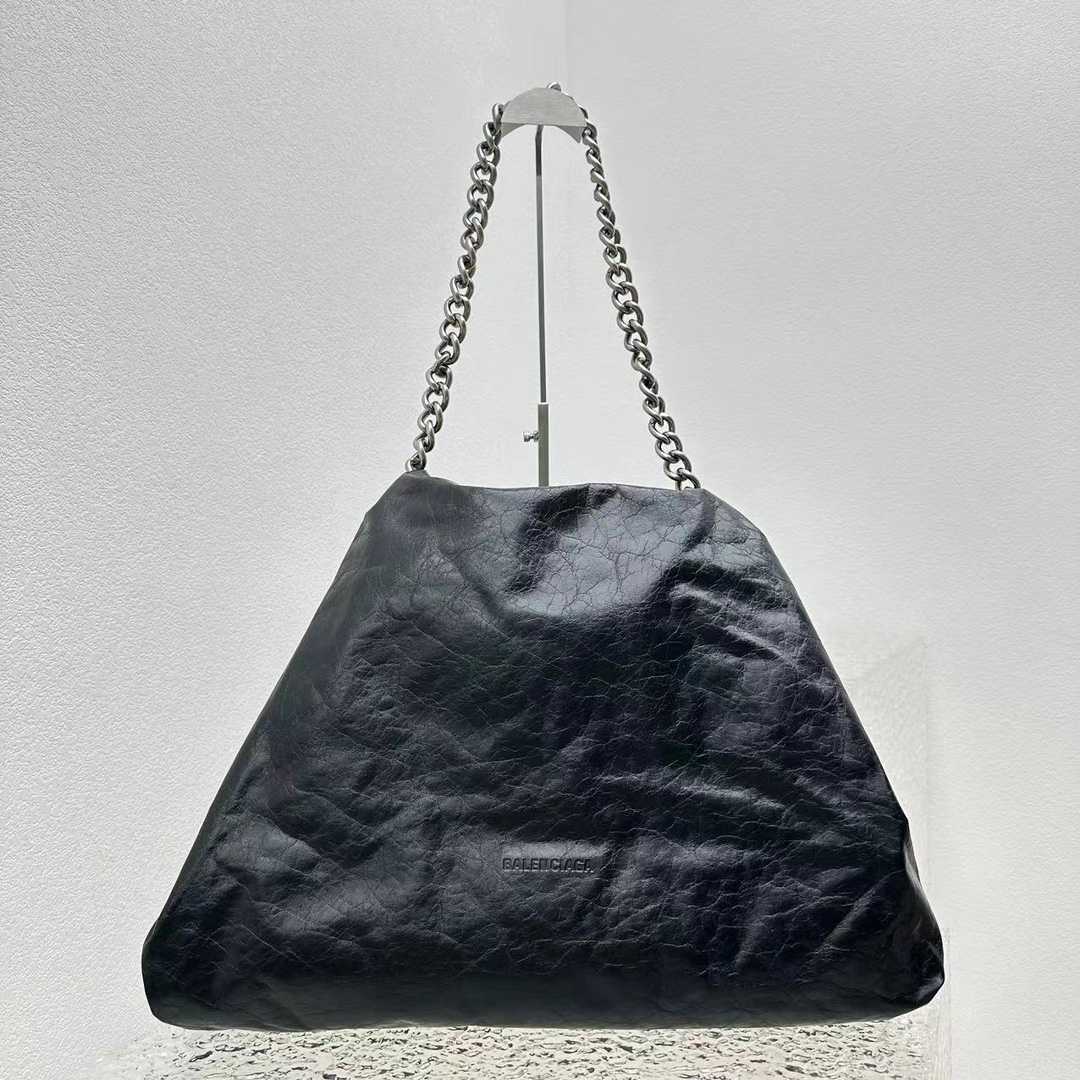 Balenciaga Puffer Large Bag In Black - EUR FASHION