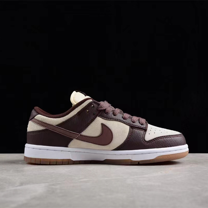 Nike Dunk Low Sneakers     FJ4734-100 - EUR FASHION