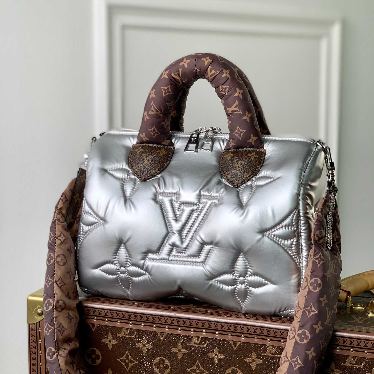 Louis Vuitton Pillow Speedy 25 Bandouliere Bag (25 x 19 x 15cm)  M59009 - EUR FASHION