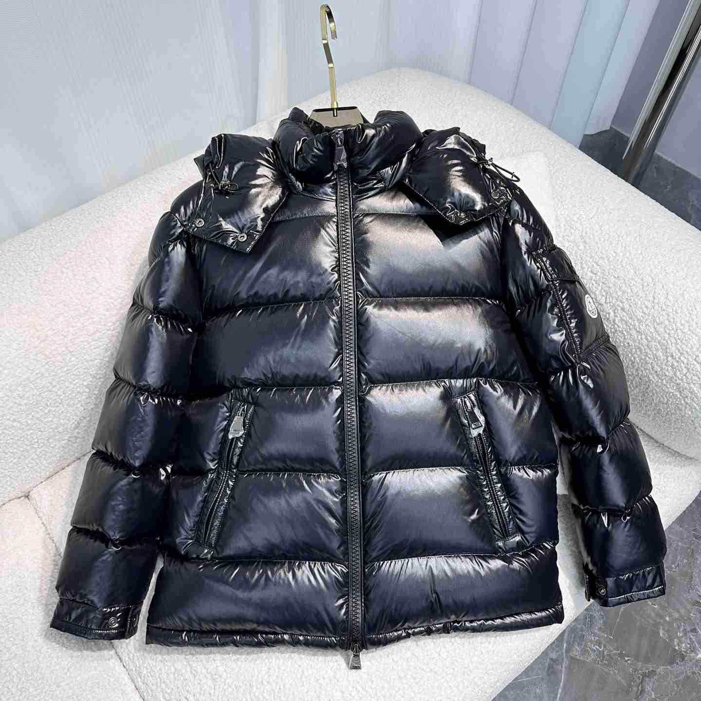 Moncler Maire Short Down Jacket - EUR FASHION