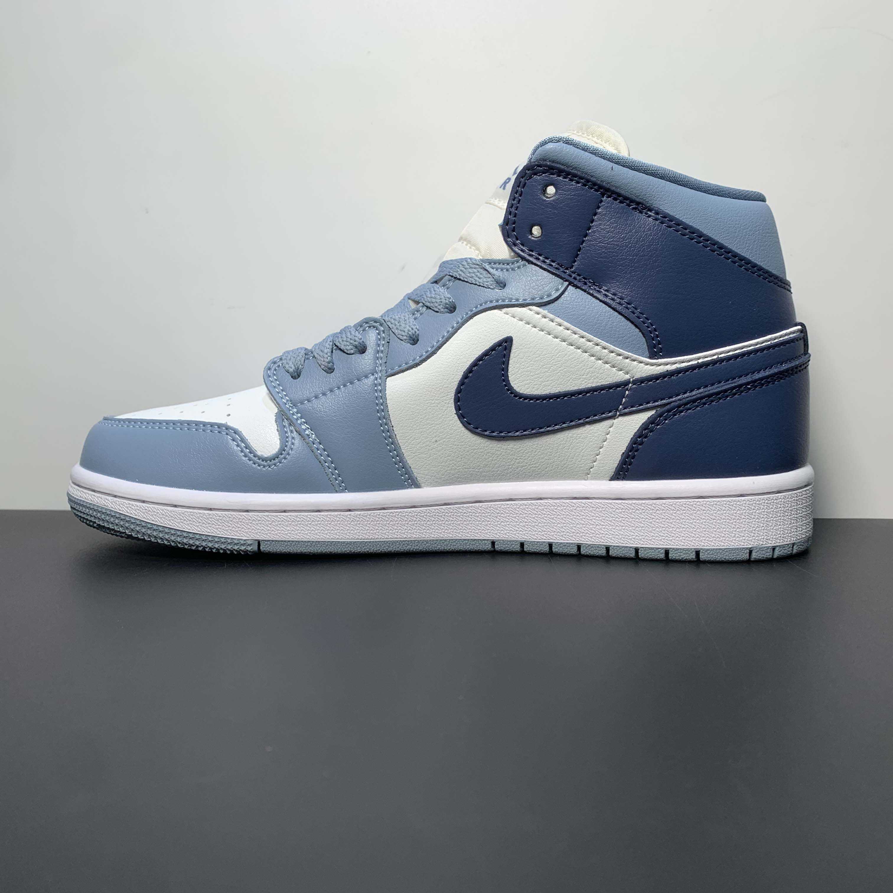 Air Jordan 1 Mid  Sneaker      BQ6472-140 - EUR FASHION