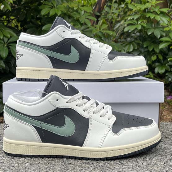 Air Jordan 1 Low WMNS “Jade Smoke” Sneaker    DC0774-001  - EUR FASHION