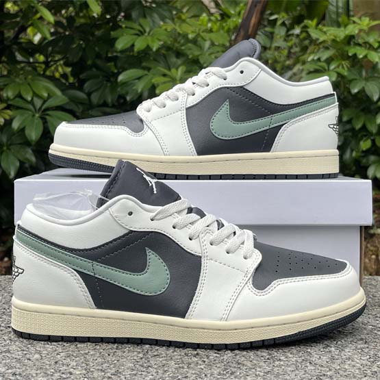 Air Jordan 1 Low WMNS “Jade Smoke” Sneaker    DC0774-001  - EUR FASHION