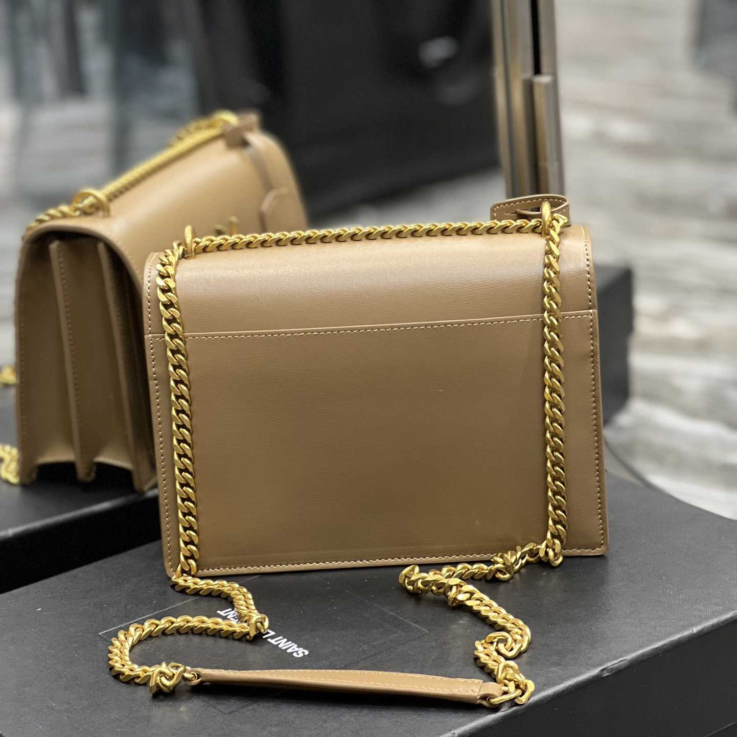 Saint Laurent Women Sunset Medium Leather Shoulder Bag （22x8x16 cm） - EUR FASHION