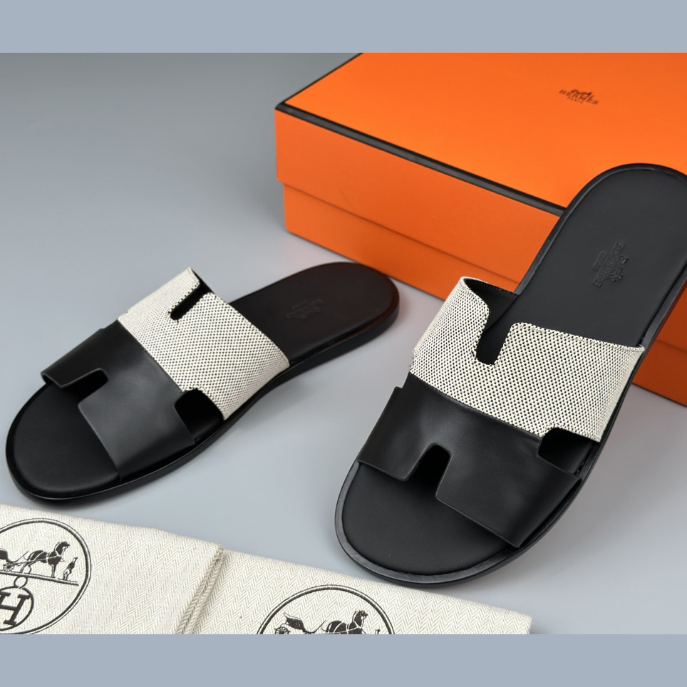 Hermes Izmir Sandal - EUR FASHION