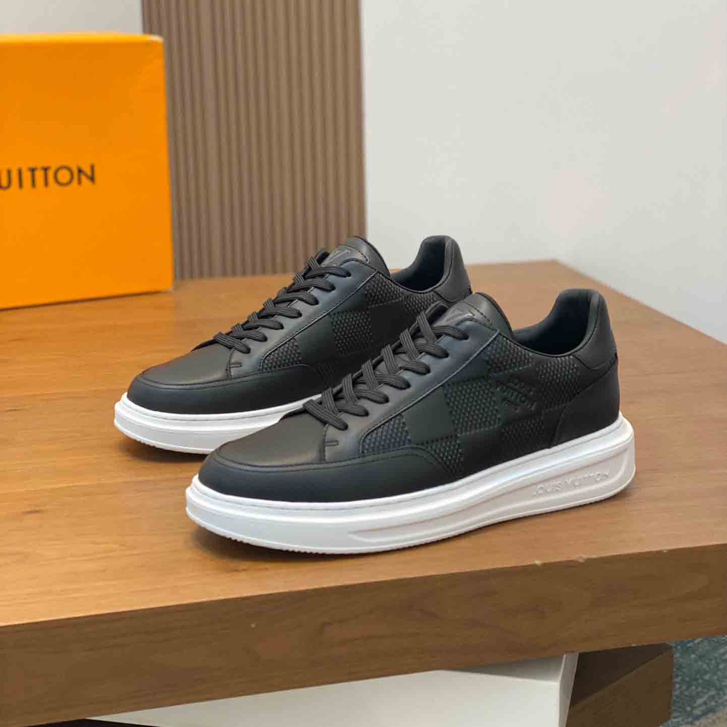 Louis Vuitton Beverly Hills Sneaker   1ACQGO - EUR FASHION