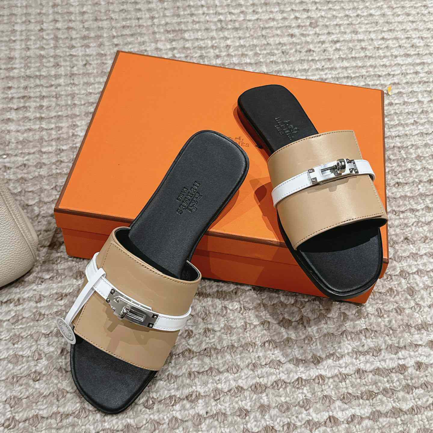 Hermes Giulia Sandal - EUR FASHION