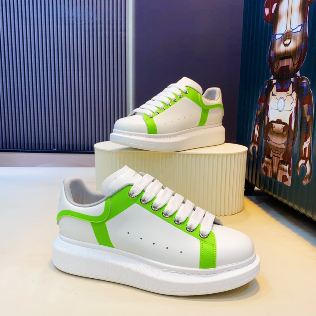 Alexander Mcqueen Oversized Sneaker 'White Green Ombre' - EUR FASHION