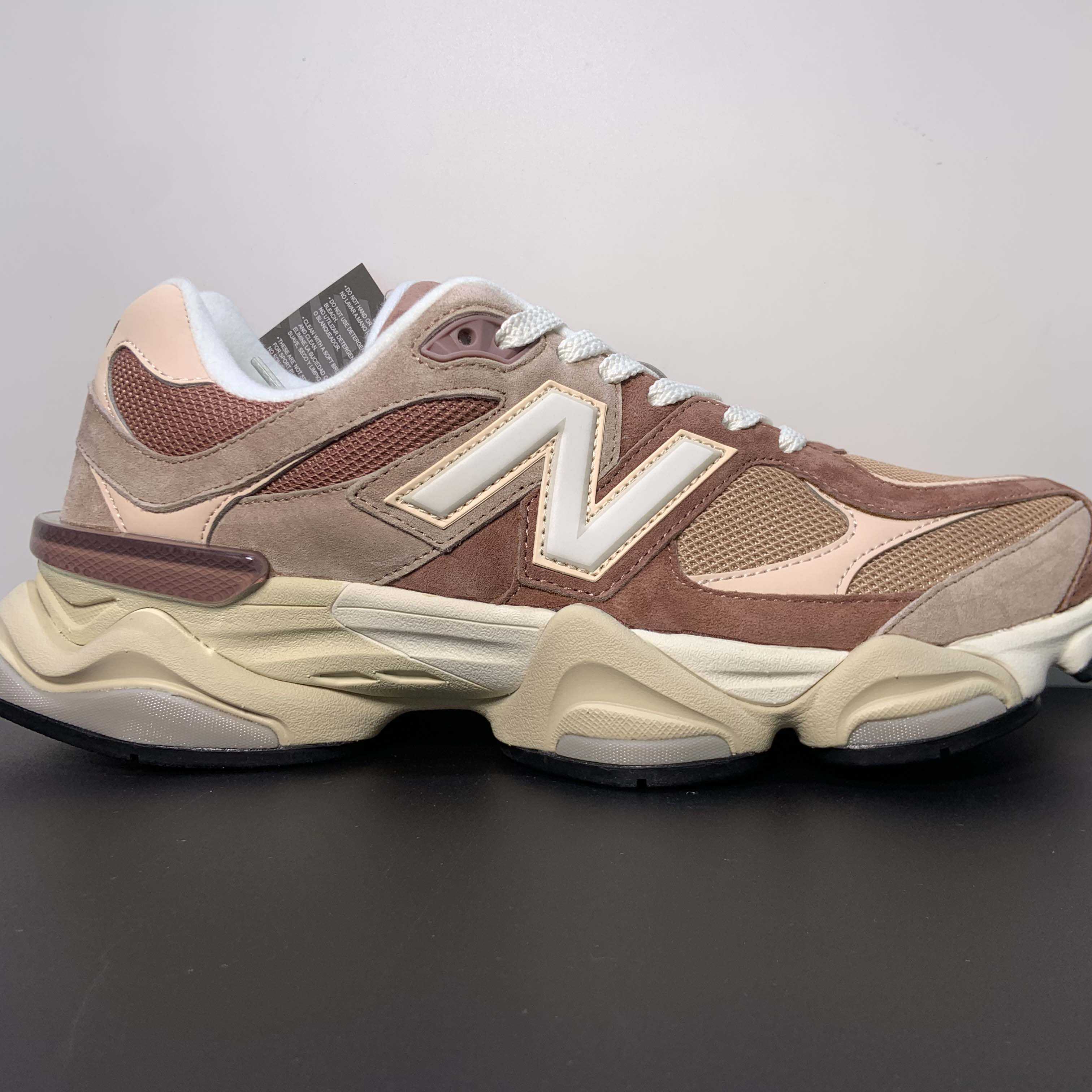 New Balance U9060EEH Sneakers      U9060EEH - EUR FASHION