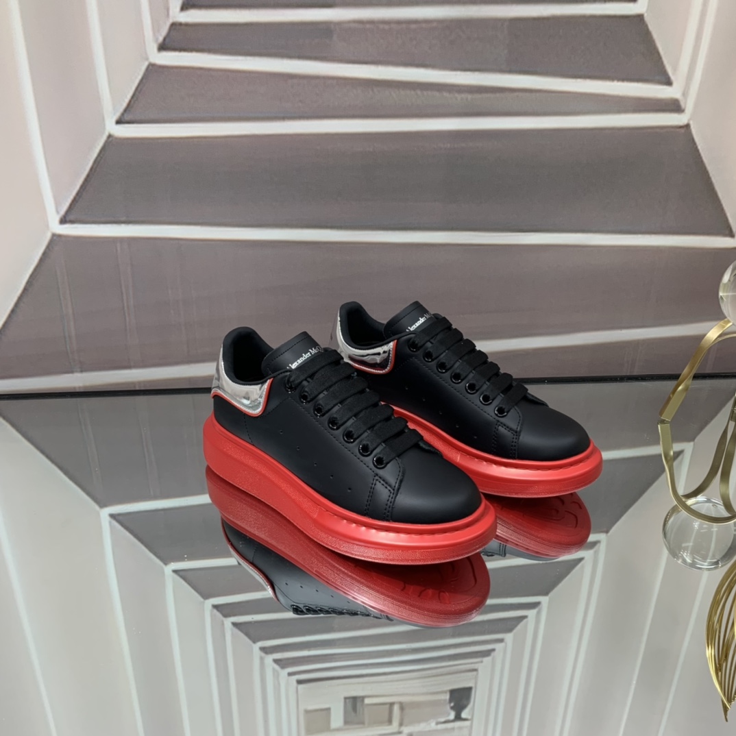 Alexander Mcqueen Oversized Sneaker  - EUR FASHION