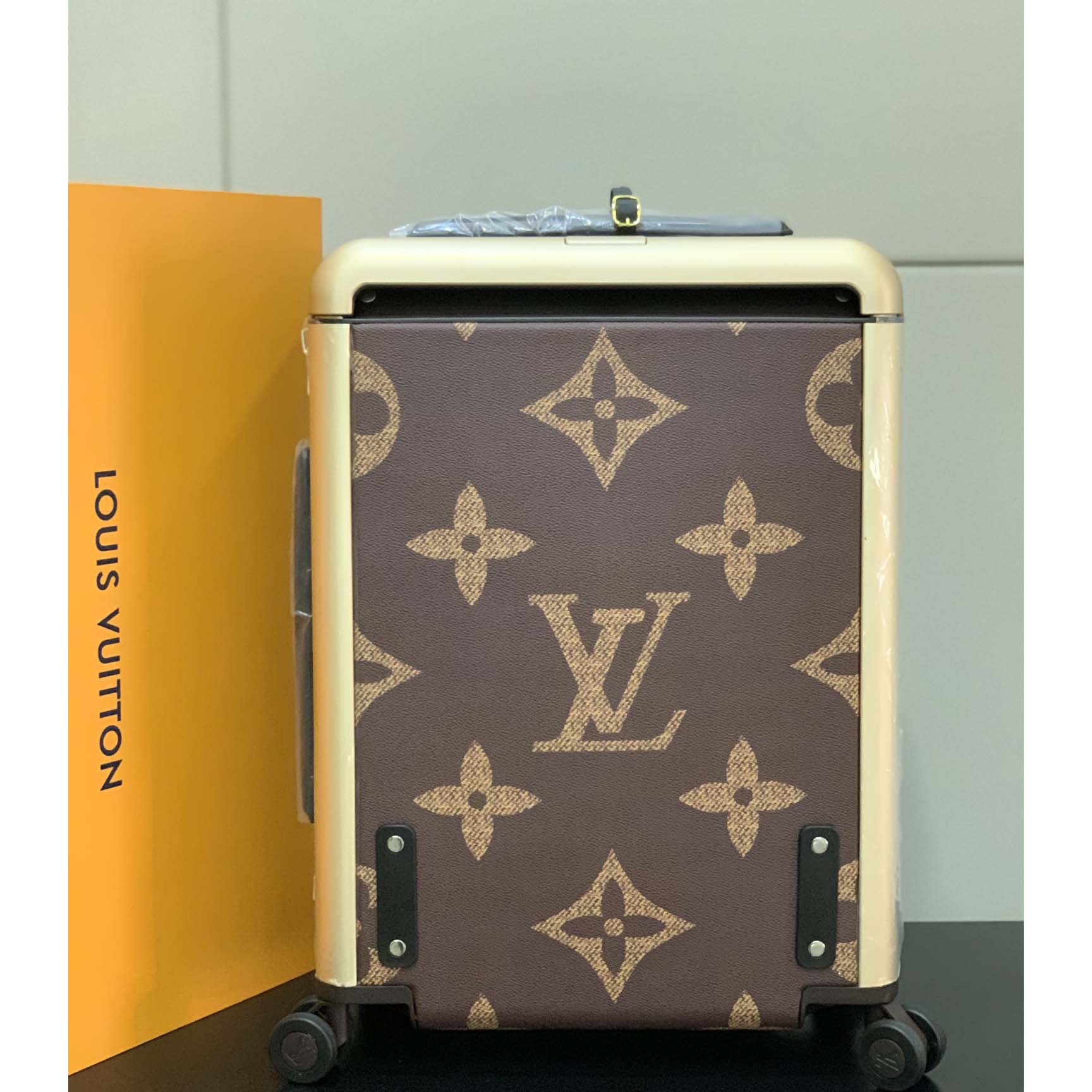 Louis Vuitton Horizon （38 x 55x 21 cm ） - EUR FASHION