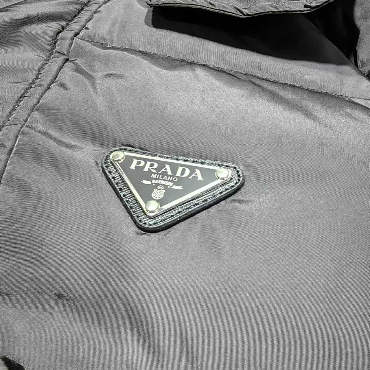 Prada Cropped Re-Nylon Down Jacket - EUR FASHION