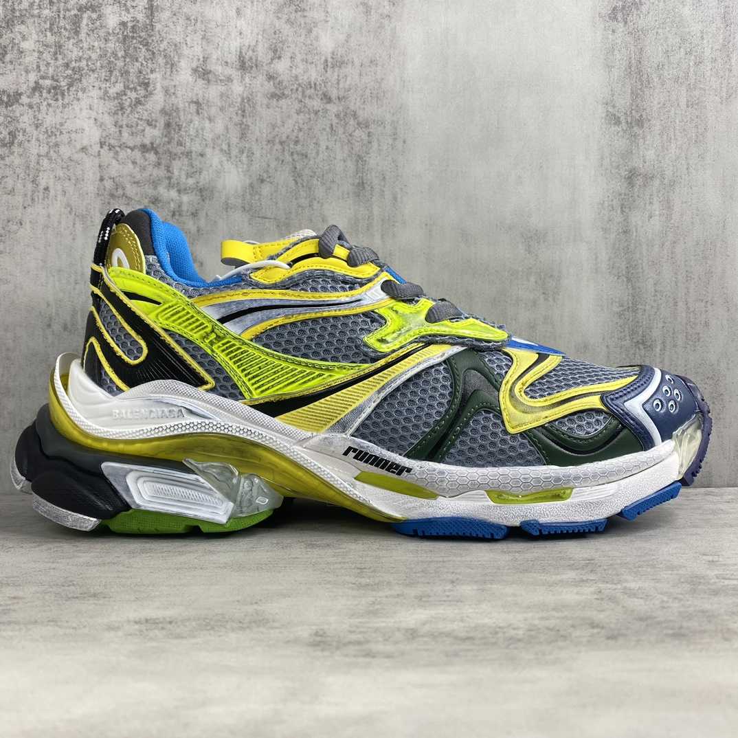 Balenciaga Runner 2.0 Sneaker  - EUR FASHION