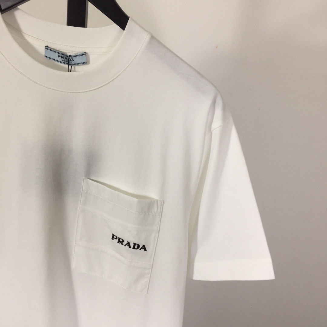 Prada Cotton  T-shirt  - EUR FASHION