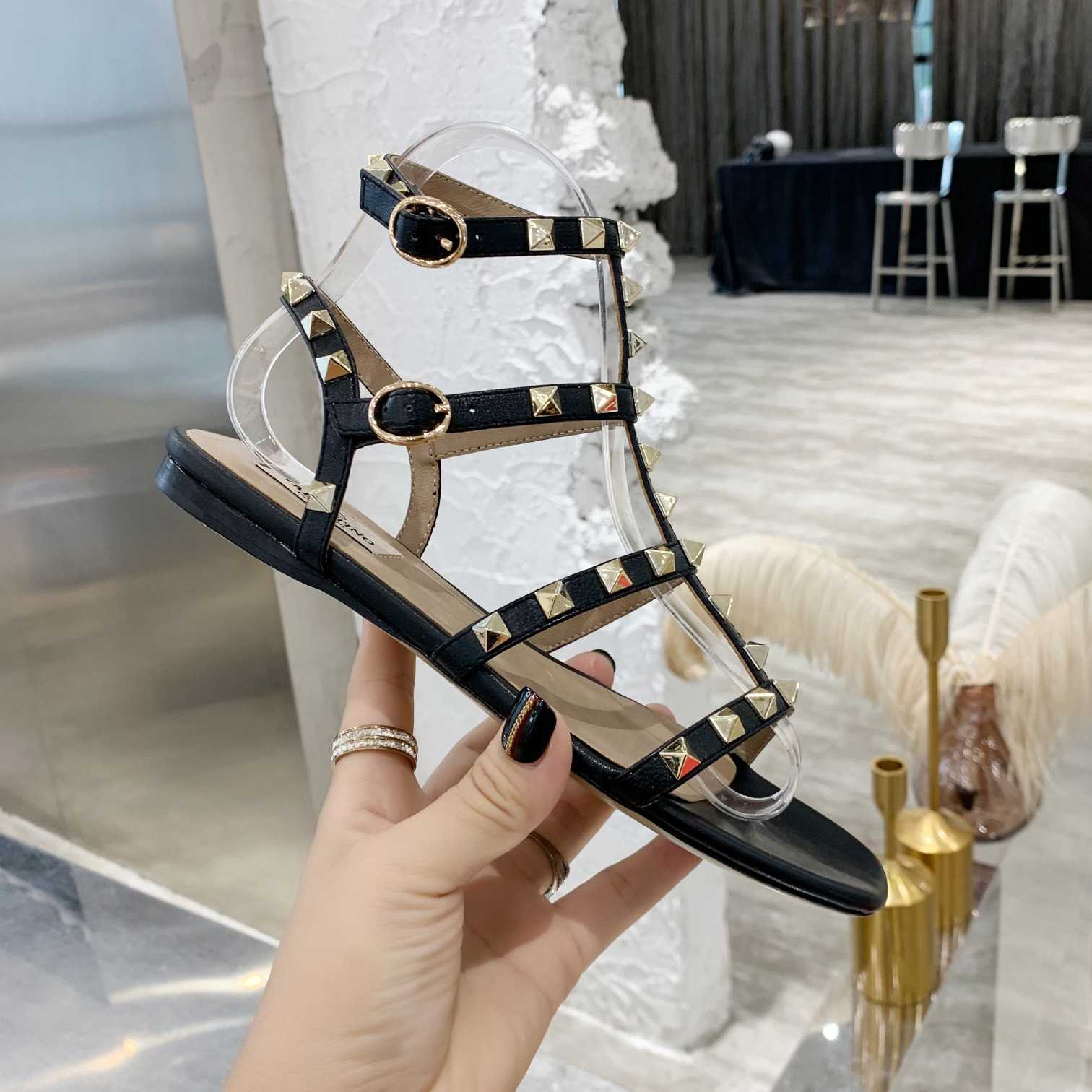 Valenti Rockstud Flat calfskin Sandal With Straps  - EUR FASHION