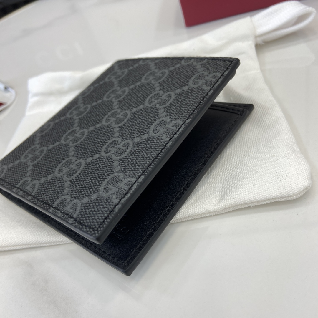 Gucci GG Emblem Bi-fold Wallet  - EUR FASHION