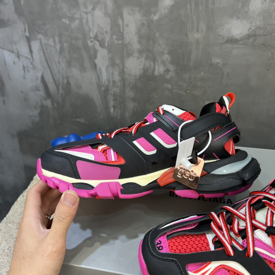 Balenciaga Track Sneaker  - EUR FASHION