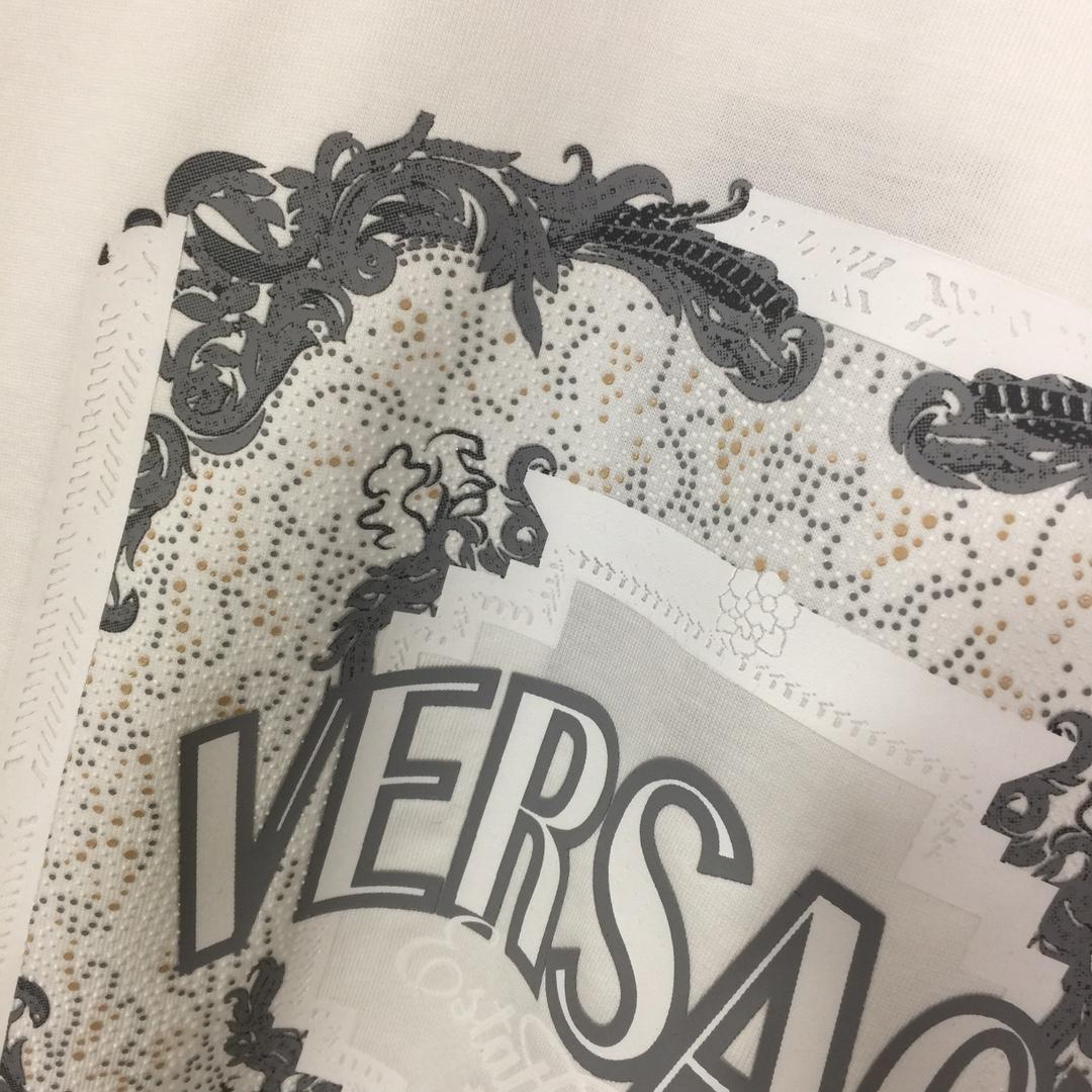 Versace Cotton T-shirt - EUR FASHION