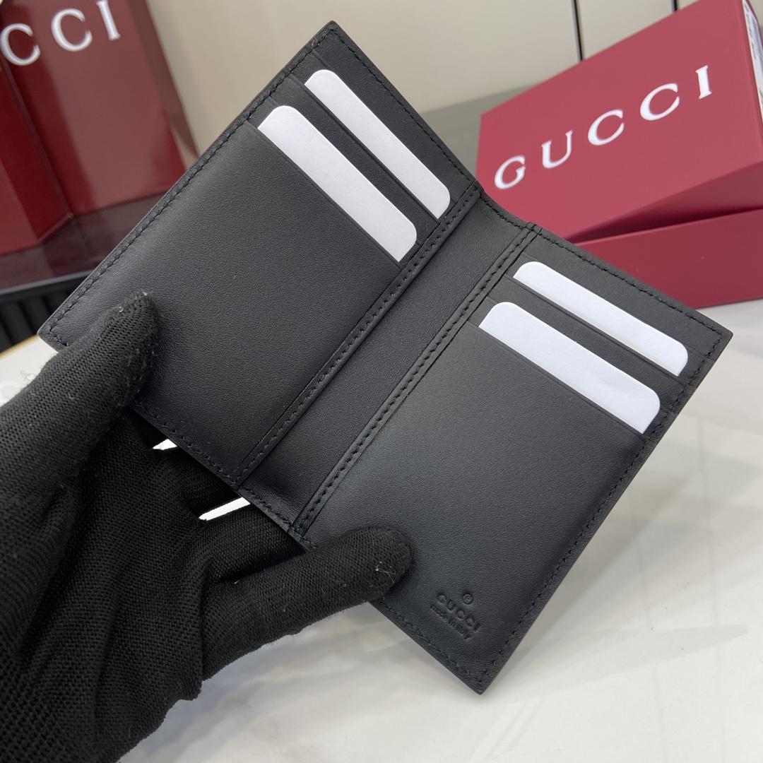 Gucci GG Emblem Bi-fold Card Case  - EUR FASHION