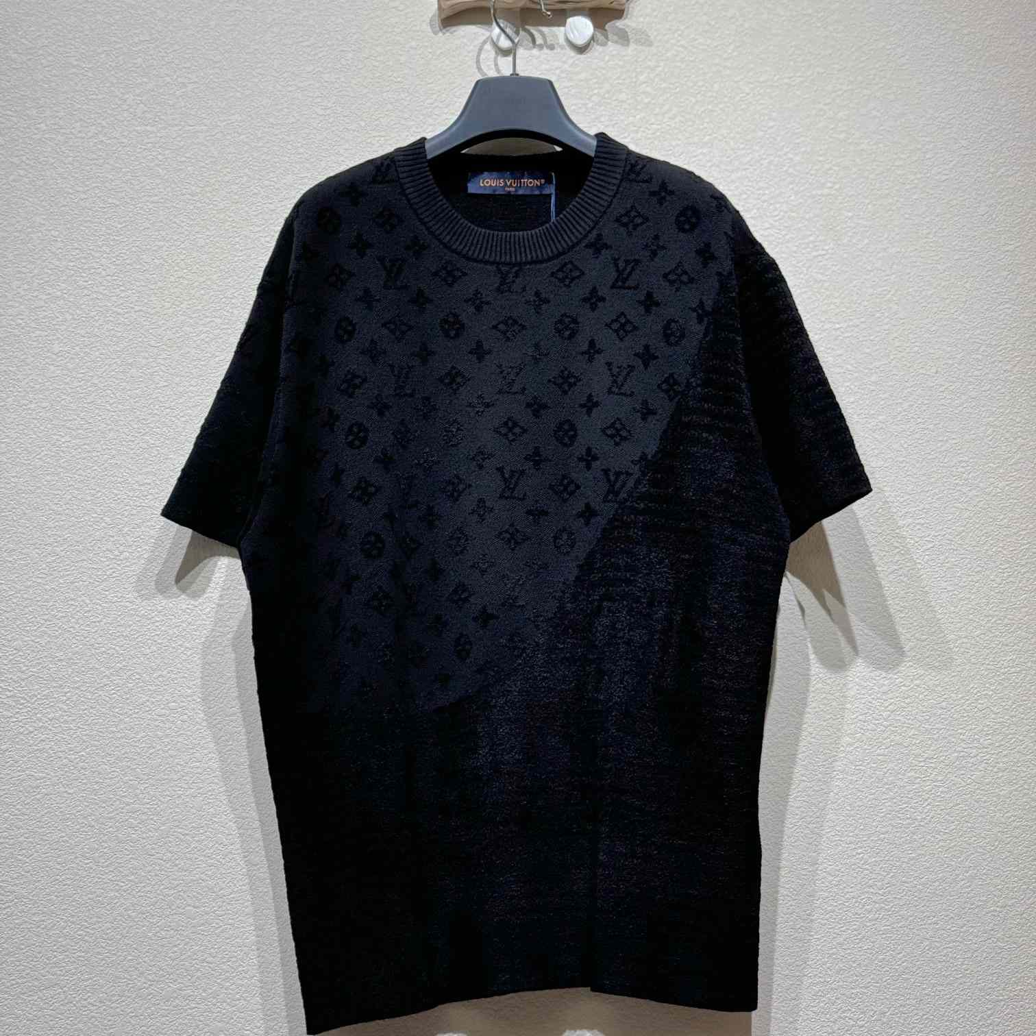 Louis Vuitton Graphic Jacquard Short-Sleeved Crewneck   1AHCMV - EUR FASHION