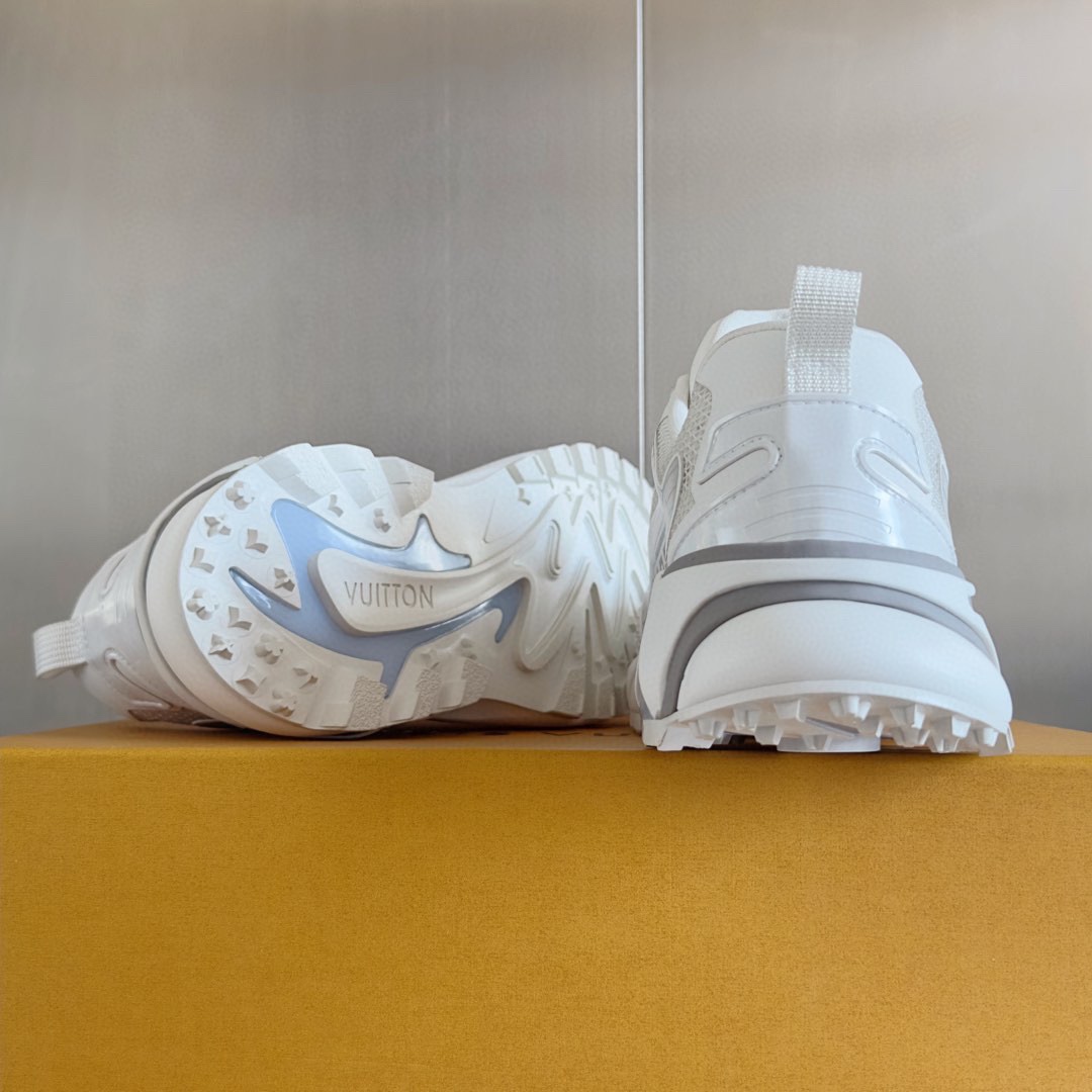 Louis Vuitton LV Runner Tatic Sneaker   1ADGZF - EUR FASHION
