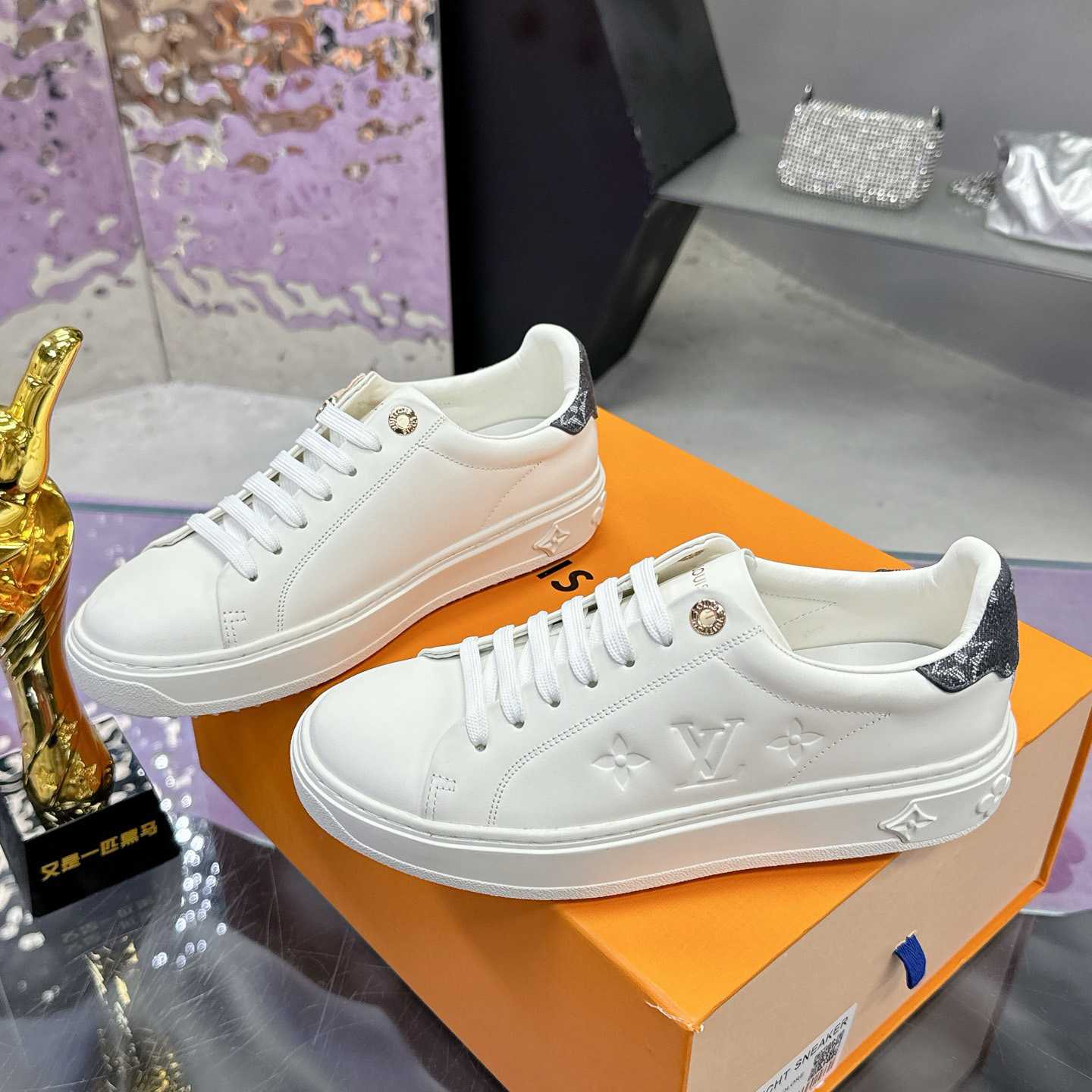 Louis Vuitton Time Out Sneaker  1AGUYA - EUR FASHION
