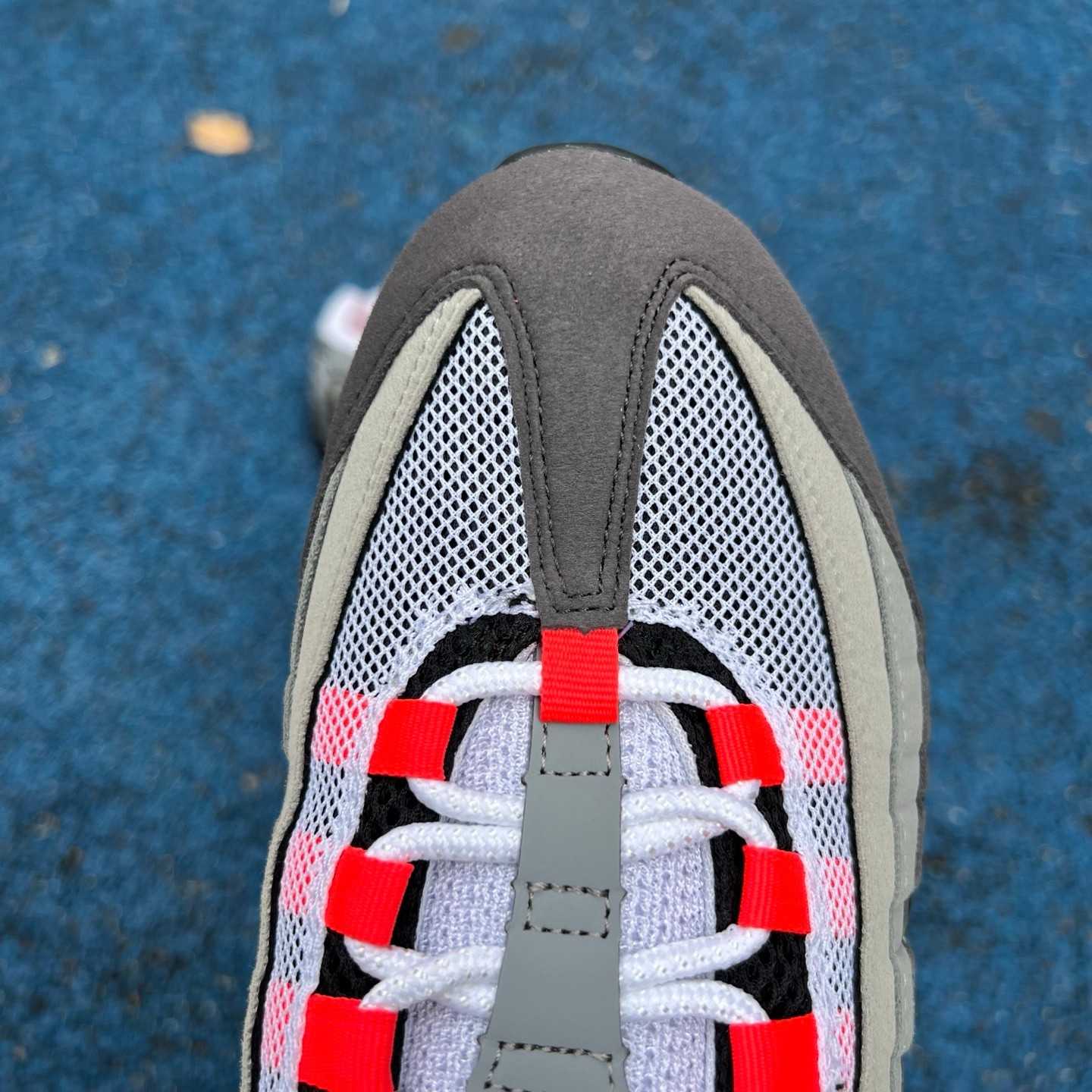Nike Air Max 95 'White & Solar Red & Granite'   AT28 - EUR FASHION