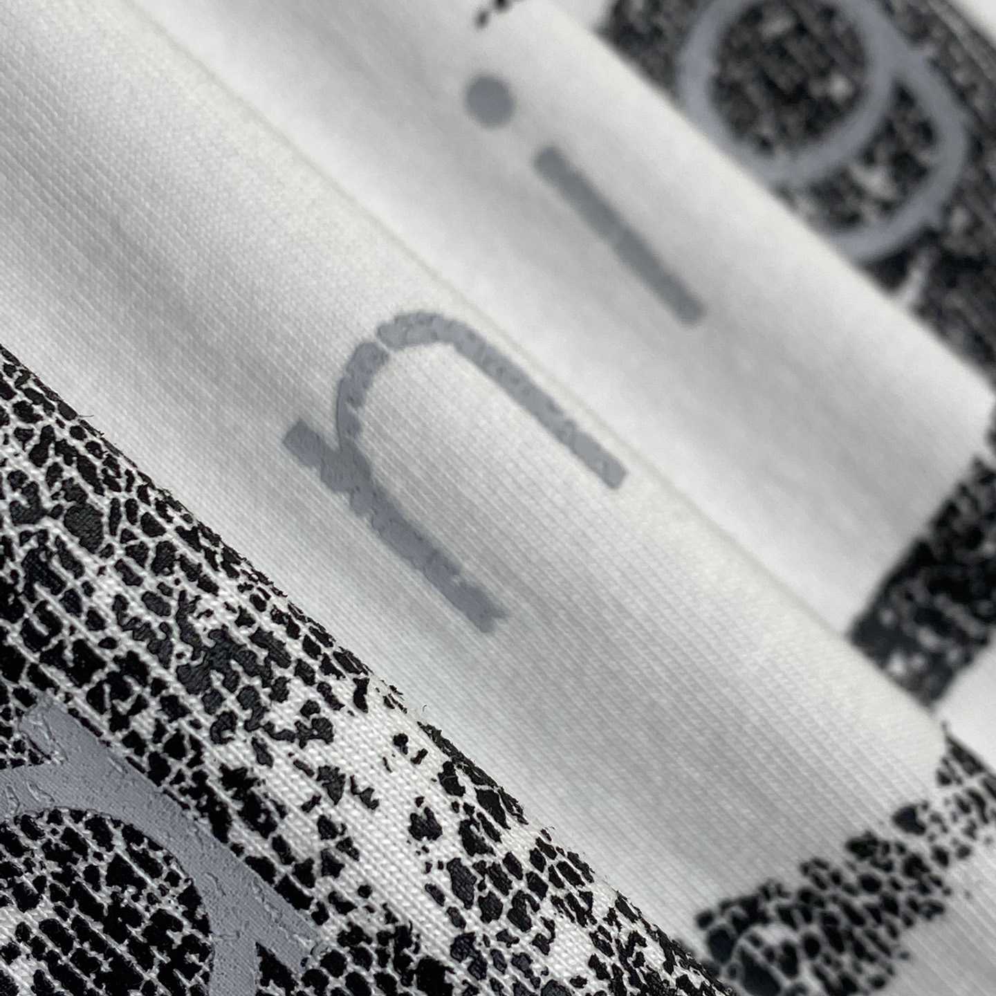 Balenciaga Cotton T-shirt - EUR FASHION